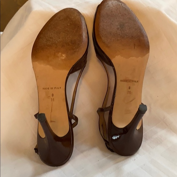 Kate Spade Designer patent leather sling backs. - Picture 5 of 7